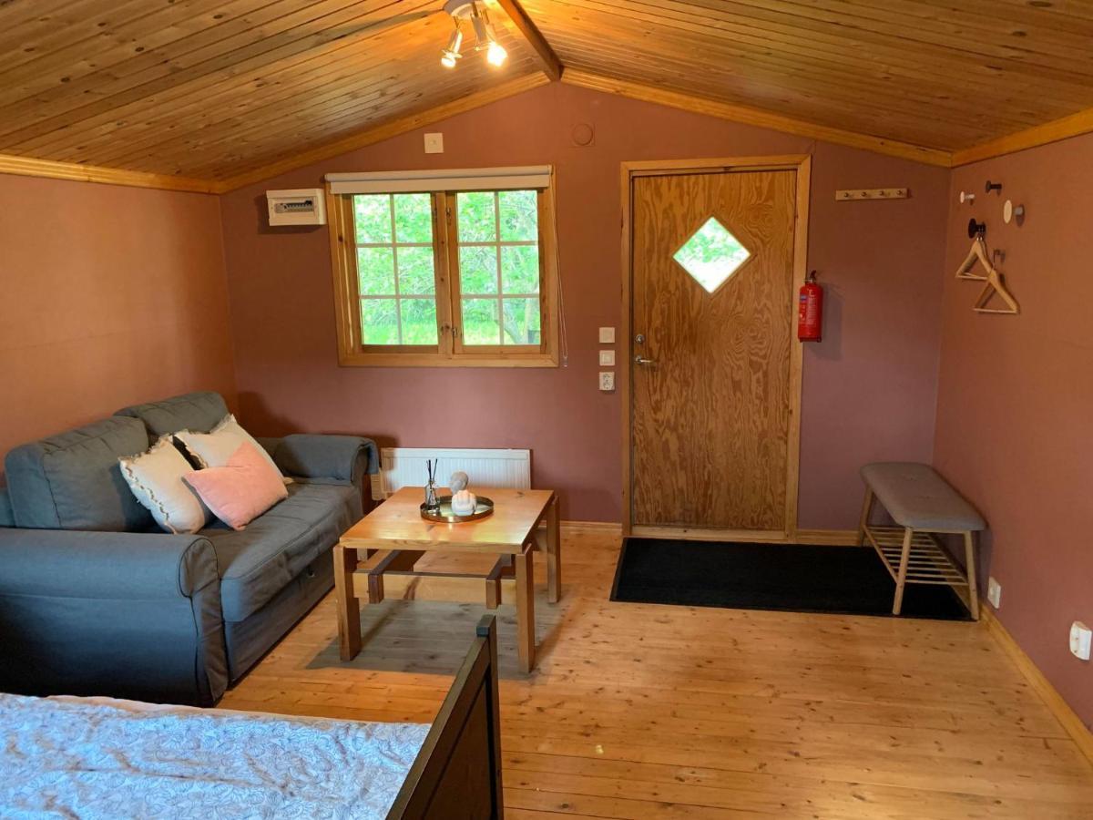The Pink Cabin Tyfta Exterior foto